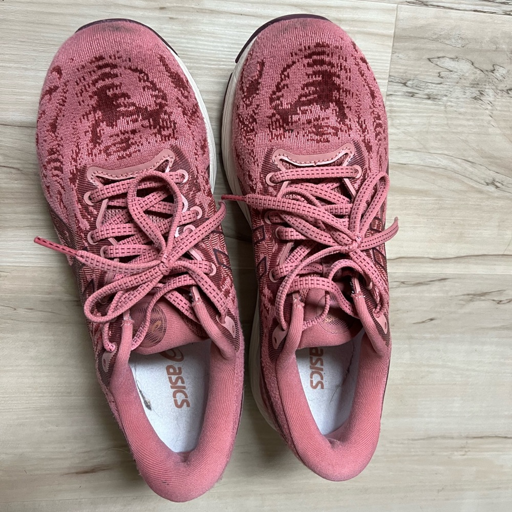 ASICS shoes, 8.5